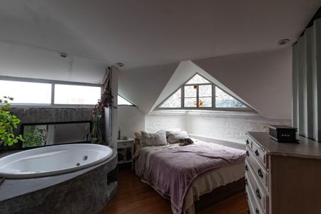 Apartamento à venda com 80m², 2 quartos e sem vagaSuíte