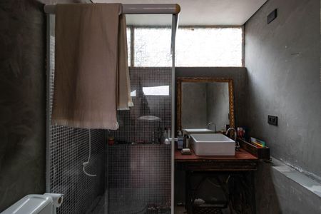 Apartamento à venda com 80m², 2 quartos e sem vagaBanheiro da Suíte