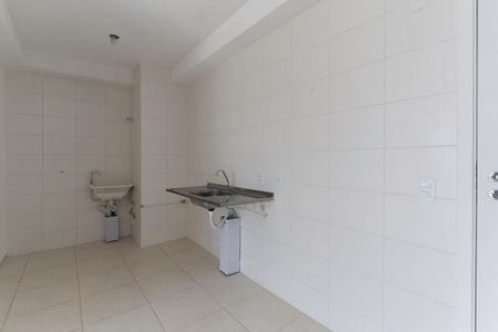 Apartamento para alugar com 37m², 2 quartos e sem vaga Apartamento para alugar com 37m², 2 quartos e sem vagaCozinha e área de serviço
