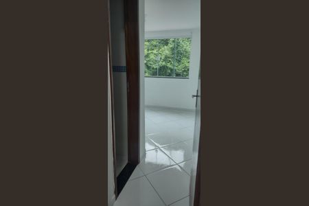 Sala de apartamento para alugar com 3 quartos, 111m² em Realengo, Rio de Janeiro