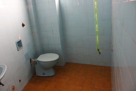 Banheiro de apartamento à venda com 1 quarto, 37m² em República, São Paulo