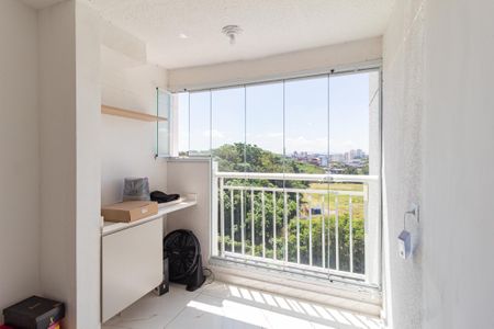Sacada de apartamento para alugar com 2 quartos, 38m² em Jardim Santa Tereza, Carapicuíba