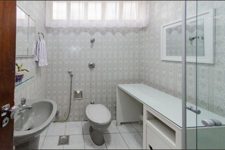 Apartamento para alugar com 133m², 3 quartos e 1 vagaBanheiro social