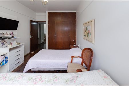 Apartamento para alugar com 133m², 3 quartos e 1 vagaSuíte