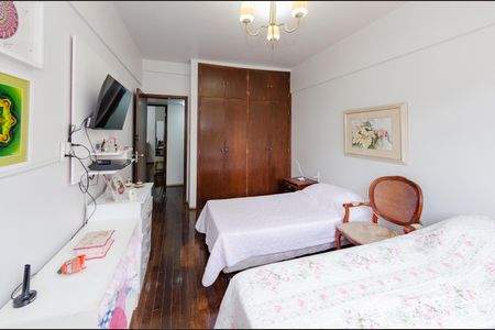 Apartamento para alugar com 133m², 3 quartos e 1 vagaSuíte