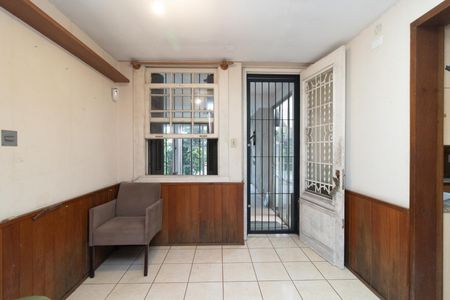 Sala de casa à venda com 5 quartos, 320m² em Santana, Porto Alegre