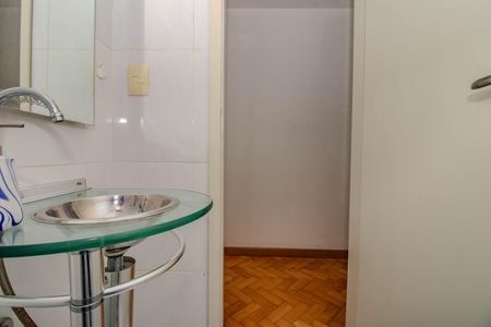 Apartamento à venda com 92m², 3 quartos e 1 vagaBanheiro Auxiliar