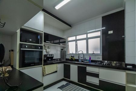 Apartamento à venda com 267m², 4 quartos e 3 vagasCozinha