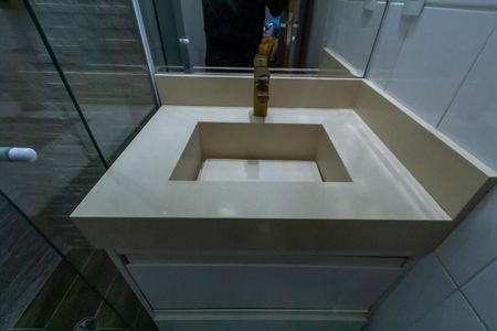 Apartamento à venda com 267m², 4 quartos e 3 vagasBanheiro da Suíte 2