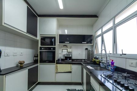 Apartamento à venda com 267m², 4 quartos e 3 vagasCozinha