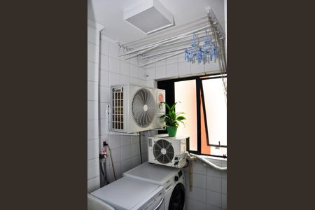 Apartamento à venda com 77m², 3 quartos e 2 vagasDetalhe - Área de Serviço