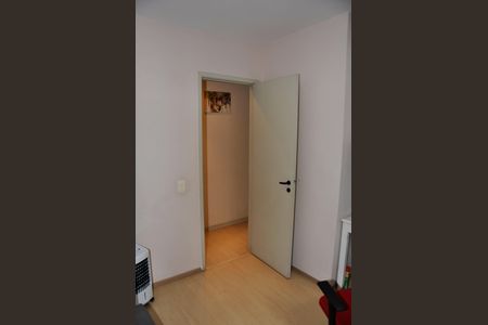 Apartamento à venda com 77m², 3 quartos e 2 vagasDetalhe - Quarto 03