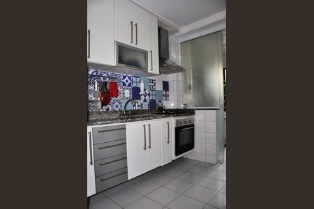 Apartamento à venda com 77m², 3 quartos e 2 vagasDetalhe - Cozinha