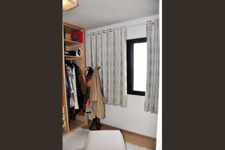 Apartamento à venda com 77m², 3 quartos e 2 vagasDetalhe - Quarto 02 - Closet