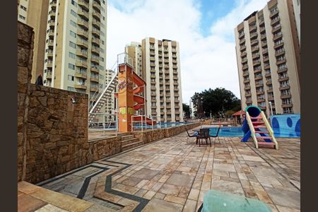 Apartamento à venda com 77m², 3 quartos e 2 vagasPiscina