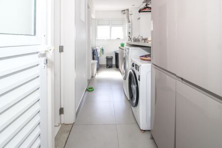 Apartamento à venda com 600m², 5 quartos e 7 vagasÁrea de Serviço