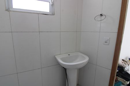 Casa para alugar com 64m², 2 quartos e 1 vagaBanheiro 2