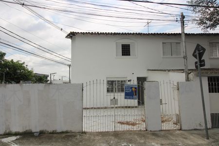 Casa para alugar com 64m², 2 quartos e 1 vagaFachada