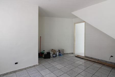 Sala de casa para alugar com 2 quartos, 64m² em Ponte Rasa, São Paulo