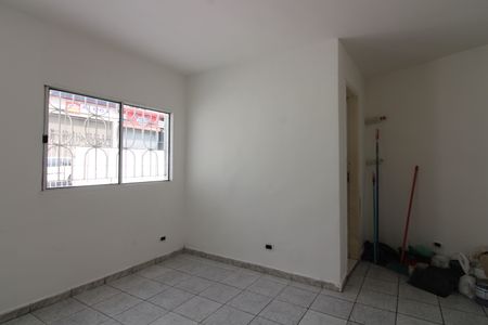 Sala de casa para alugar com 2 quartos, 64m² em Ponte Rasa, São Paulo