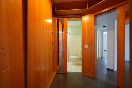 Apartamento para alugar com 190m², 3 quartos e 2 vagasSuíte