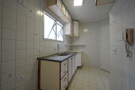 Apartamento para alugar com 190m², 3 quartos e 2 vagasCozinha
