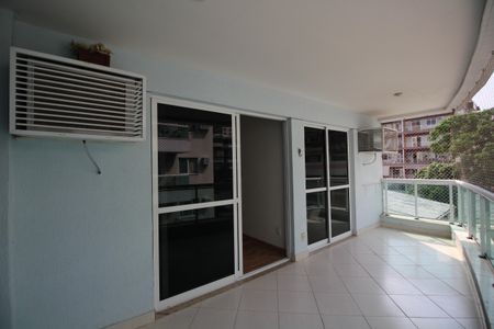 Varanda de apartamento à venda com 3 quartos, 111m² em Jacarepaguá, Rio de Janeiro