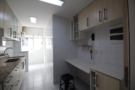 Apartamento à venda com 111m², 4 quartos e 2 vagasCozinha
