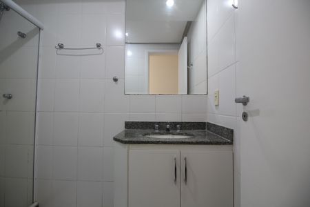 Apartamento à venda com 111m², 4 quartos e 2 vagasBanheiro Social