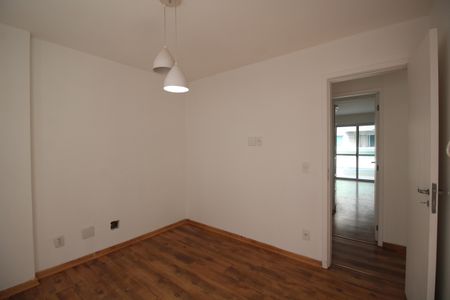 Apartamento à venda com 111m², 4 quartos e 2 vagasQuarto 2