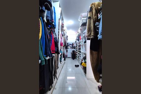 Casa de condomínio à venda com 400m², 5 quartos e 5 vagas Casa de condomínio à venda com 400m², 5 quartos e 5 vagasCloset da Suíte