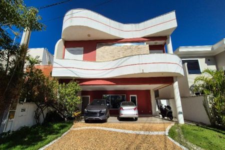 Casa de condomínio à venda com 400m², 5 quartos e 5 vagas Casa de condomínio à venda com 400m², 5 quartos e 5 vagasFachada do Prédio