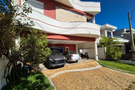 Casa de condomínio à venda com 400m², 5 quartos e 5 vagas Casa de condomínio à venda com 400m², 5 quartos e 5 vagasFachada do Prédio