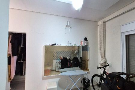 Casa de condomínio à venda com 400m², 5 quartos e 5 vagas Casa de condomínio à venda com 400m², 5 quartos e 5 vagasQuarto 3 - Suíte