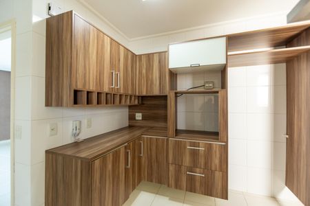 Apartamento para alugar com 137m², 4 quartos e 3 vagas