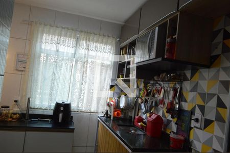 Casa para alugar com 60m², 2 quartos e 1 vagaCozinha