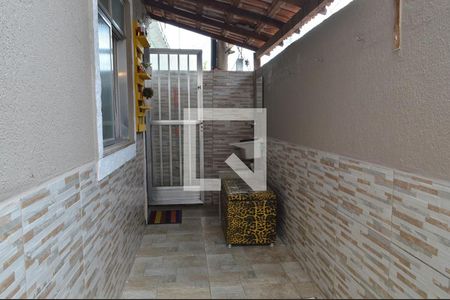 Casa para alugar com 60m², 2 quartos e 1 vagaÁrea externa