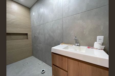 Casa para alugar com 180m², 3 quartos e 3 vagasBanheiro 1