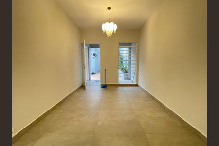 Sala de casa para alugar com 4 quartos, 180m² em Parque Continental, São Paulo