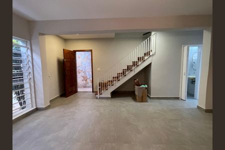 Casa para alugar com 180m², 3 quartos e 3 vagasSala