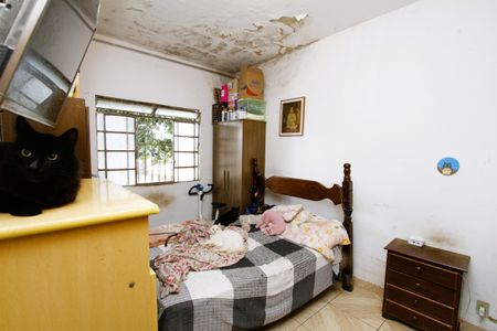 Casa à venda com 277m², 5 quartos e 3 vagasQuarto 2