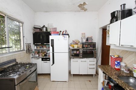 Casa à venda com 277m², 5 quartos e 3 vagasCozinha