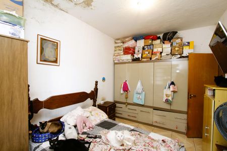 Casa à venda com 277m², 5 quartos e 3 vagasQuarto 2