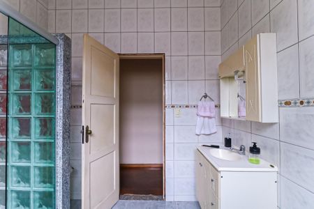 Casa para alugar com 372m², 3 quartos e 5 vagas Casa para alugar com 372m², 3 quartos e 5 vagasBanheiro