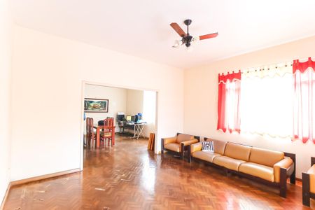 Sala de casa à venda com 3 quartos, 372m² em Piedade, Rio de Janeiro