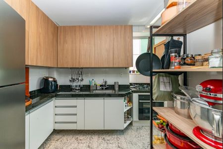 Apartamento à venda com 75m², 2 quartos e 2 vagasCozinha