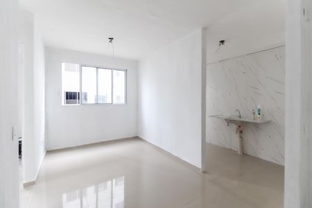 Sala de apartamento para alugar com 2 quartos, 41m² em Fazenda Caguaçu, São Paulo