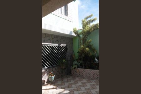 Casa à venda com 161m², 3 quartos e 4 vagasQuintal