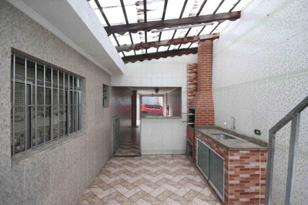 Casa à venda com 161m², 3 quartos e 4 vagas