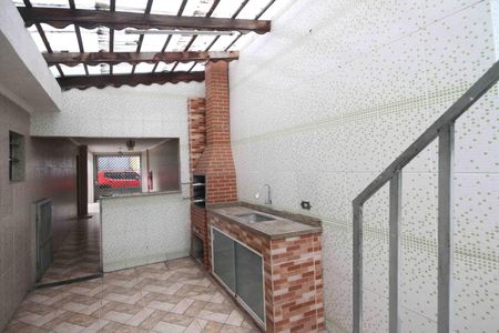 Casa à venda com 161m², 3 quartos e 4 vagas